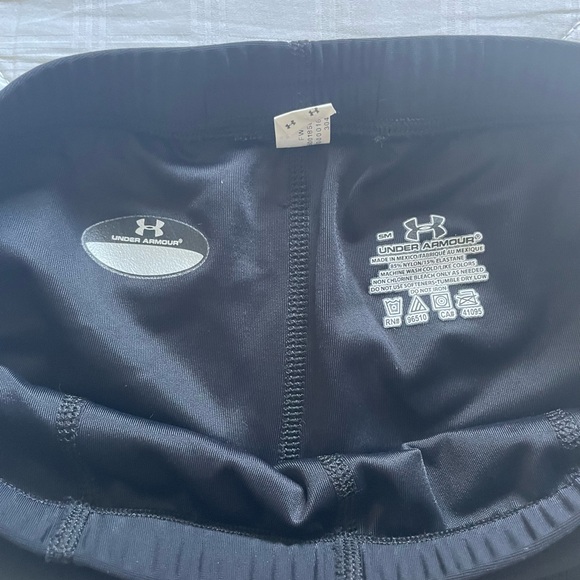 NWOT Under Armour shorts - Picture 3 of 5